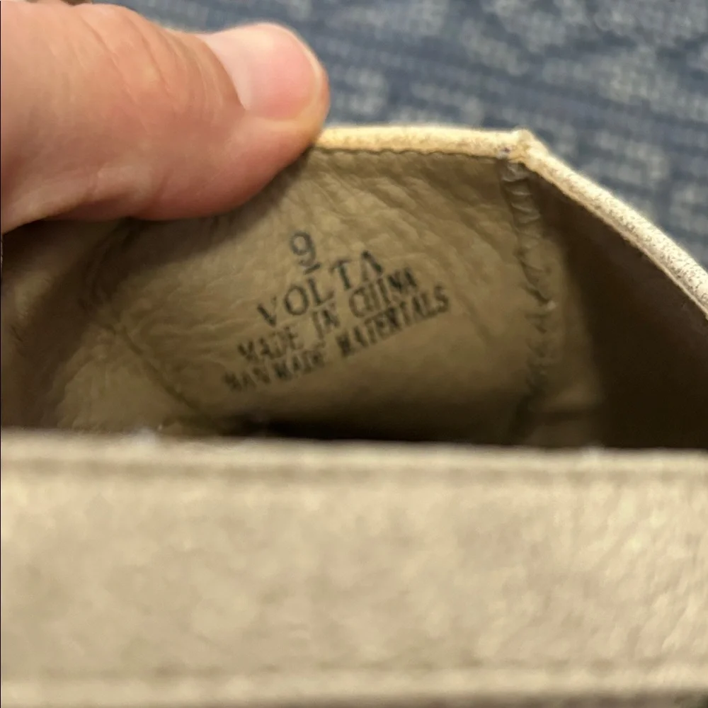 Boutique by Corkys Sandals Women’s 9 Metallic Gold Slingback Open Toe Minimal - Picture 3 of 13